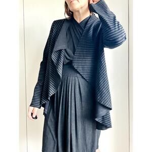 People Like Frank Cardigan jacket Size 6/M Black Grey Lagen Look Midi Length